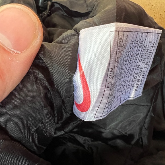 Nike ACG Jacket - Picture 5 of 7